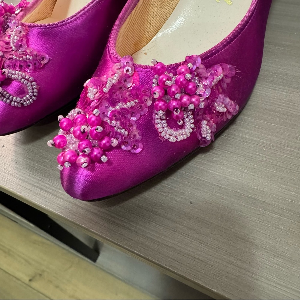 💖 Marionat Vintage Beaded Fuchsia Satin Heels — Size 7 - Picture 2 of 10